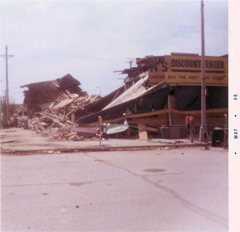 Looking southeast from Main Street at Gibson's Discount Store corner of Blunt.