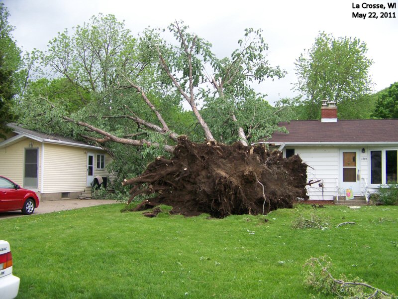 tornado damage