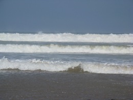 Breaking foamy waves, South Padre Island Labor Day 2008 (Click to enlarge)