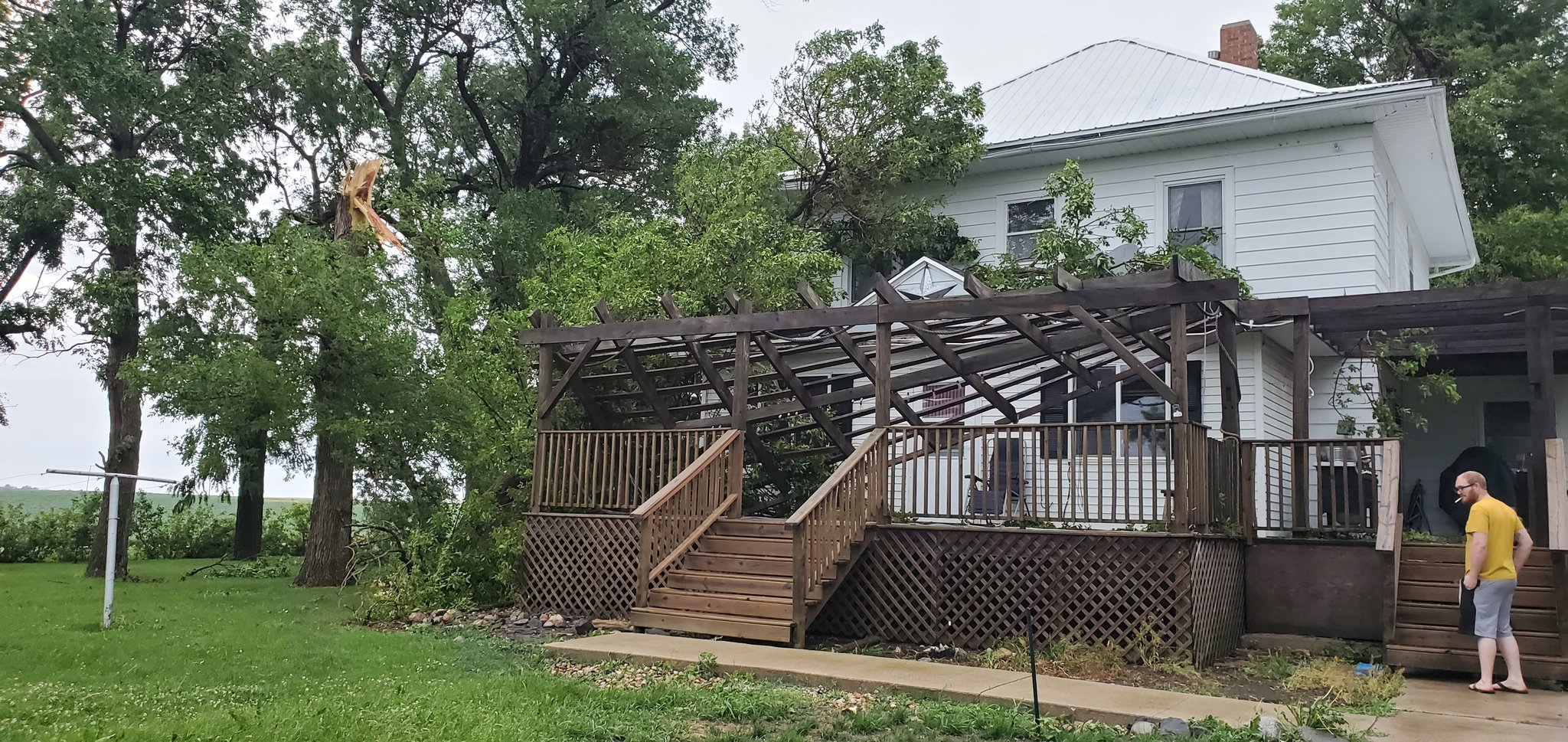 Wind Damage near Ashton, IA