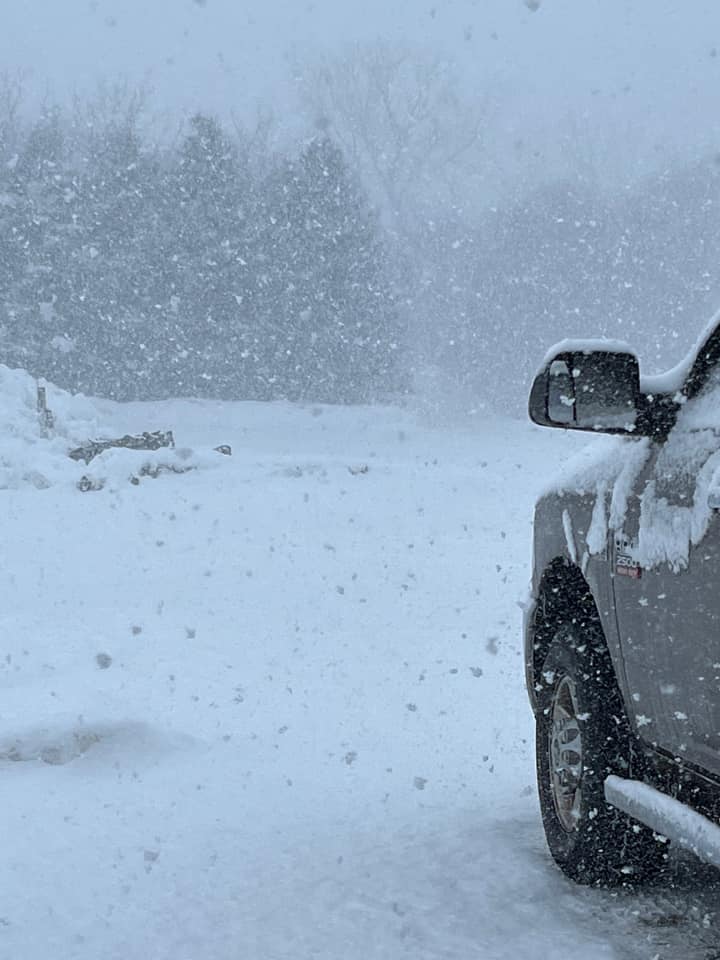 Heavy snow falling in Colton on January 3