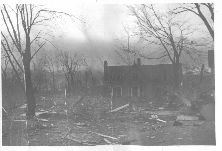 Lacon damage. Photo by Donald P. Cox