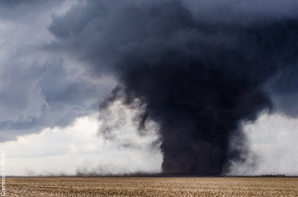 Tornado near Washburn. Image by Cameron Nixon