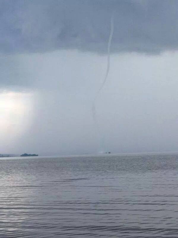 Waterspout Picture