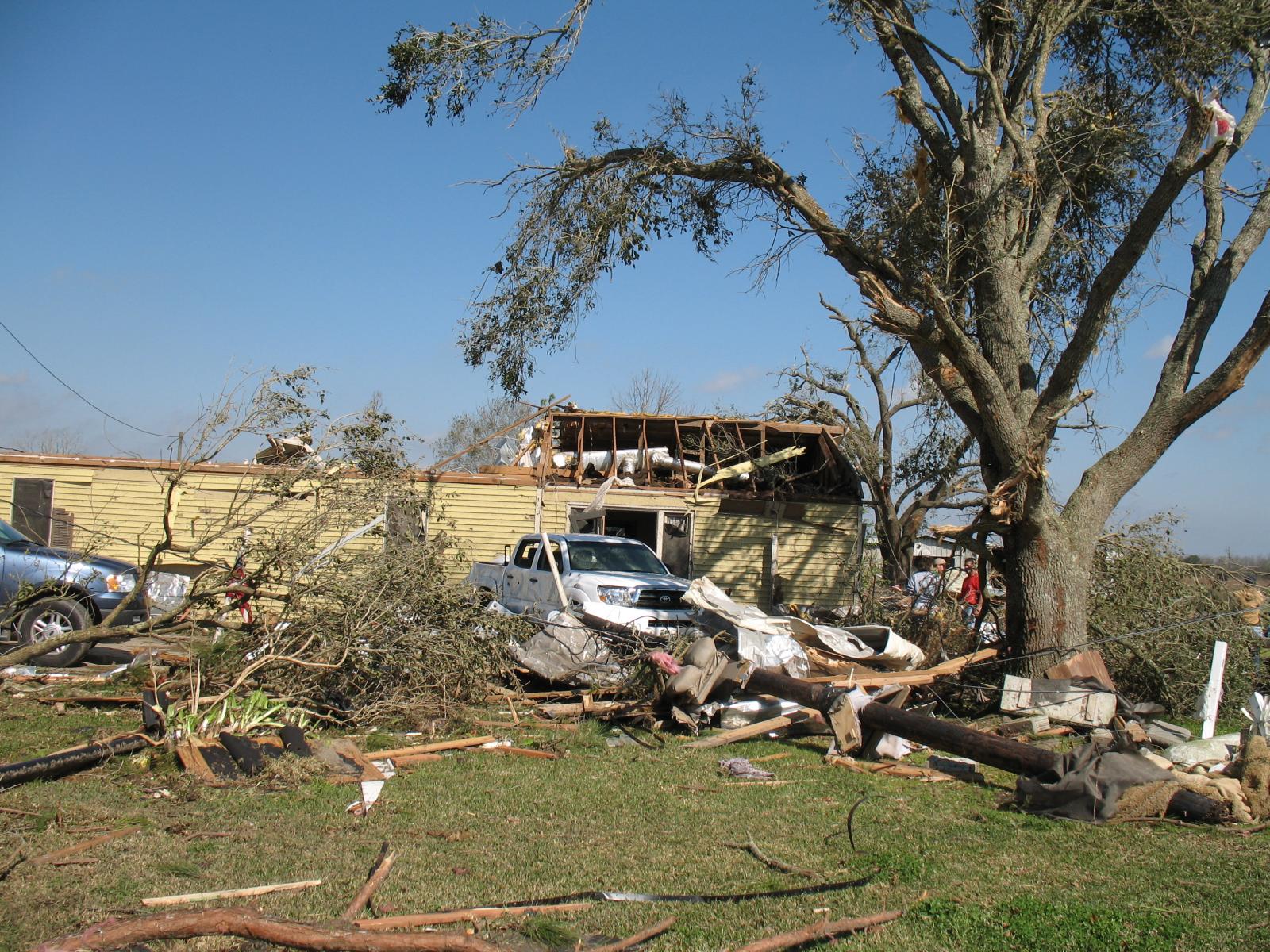 Pic of damage from tornado in Breaux Bridge