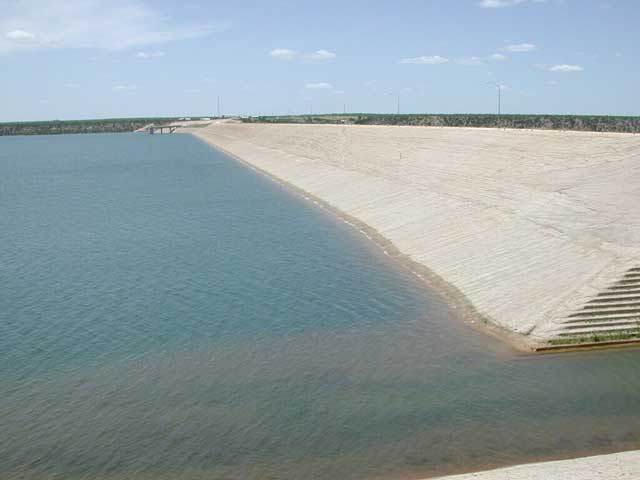 Looking north along the dam.Â 