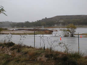 Water running into Buffalo Springs Lake on 11/17/2004