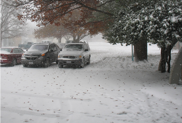 Another photograph taken Thursday morning in the NWS parking lot (Brian Lamarre). 