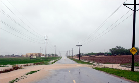 Picture of rainy scenes around the Lubbock area. Click on the picture for a larger view.