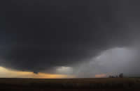 Picture of a severe thunderstorm located in southeast Hale County around 7 pm on March 19, 2011. Click on the image for a larger view.