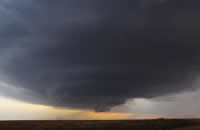 Picture of a severe thunderstorm located in southeast Hale County around 7 pm on March 19, 2011. Click on the image for a larger view.