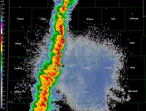 Radar image from Lubbock at midnight Sunday night