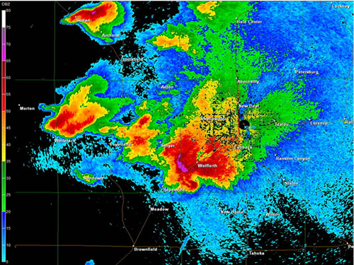 Base Reflectivity (0.5 degrees) data from the Lubbock WSR-88D from 8:50 pm, April 29. Supercell over southern Lubbock County was responsible for wind and considerable hail damage. Click on the image for a larger view.