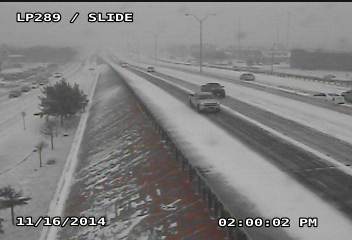 Snow blanketing south Lubbock during the afternoon of 16 November 2014.