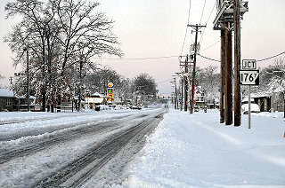 Even main arteries (like Kiehl Avenue) were tough to navigate.