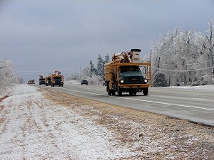 A convoy of utility trucks was headed into northern Arkansas along U.S. Highway 167 between Velvet Ridge (White County) and Pleasant Plains (Independence County) on 01/28/2009.