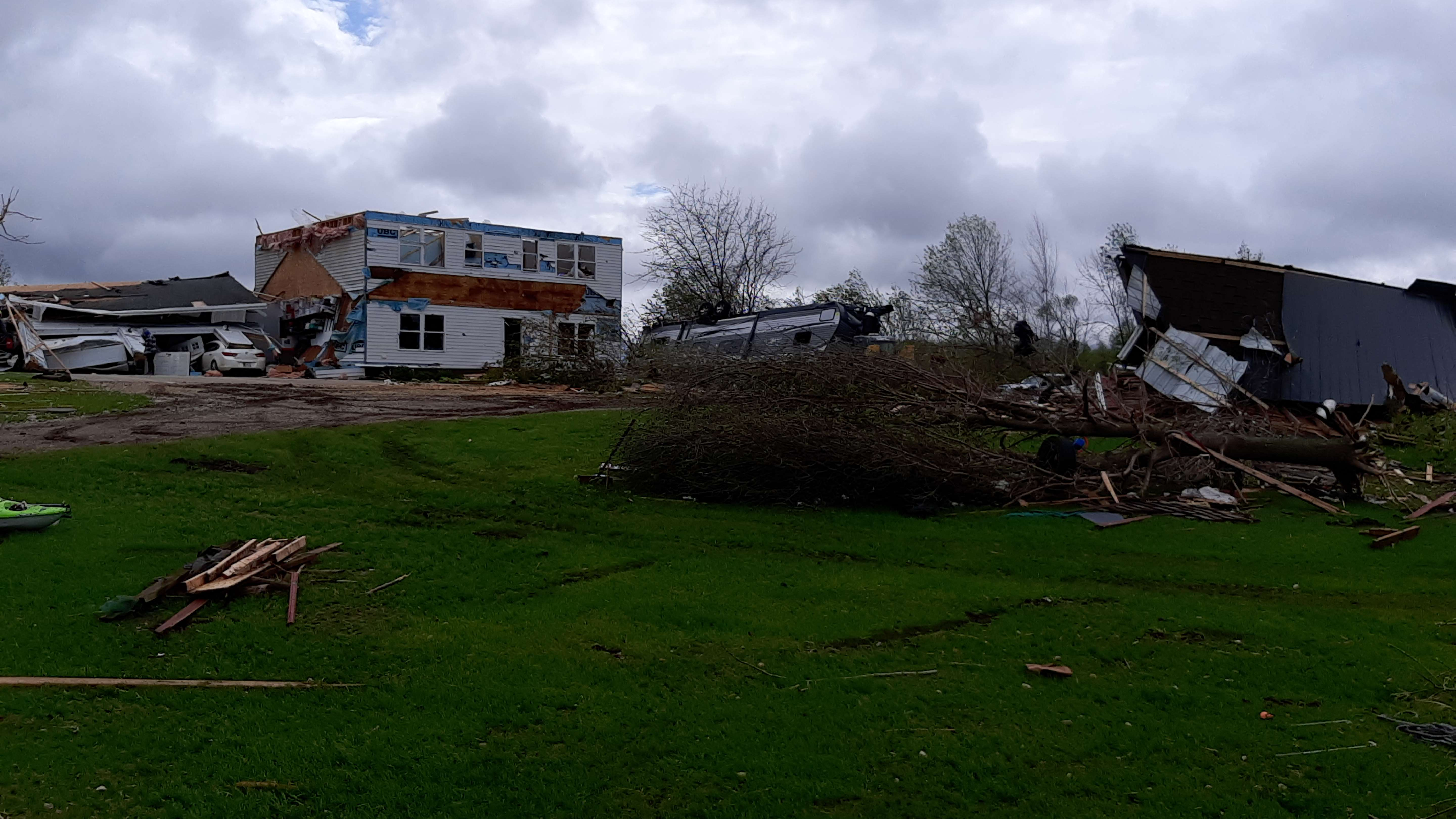 damage photo in forada