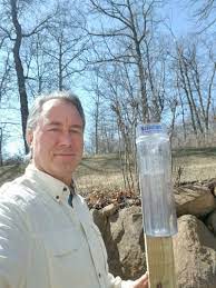 Rainfall Observer with Rain Gauge