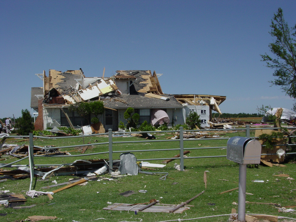 May 29, 2004 tornado damage photo