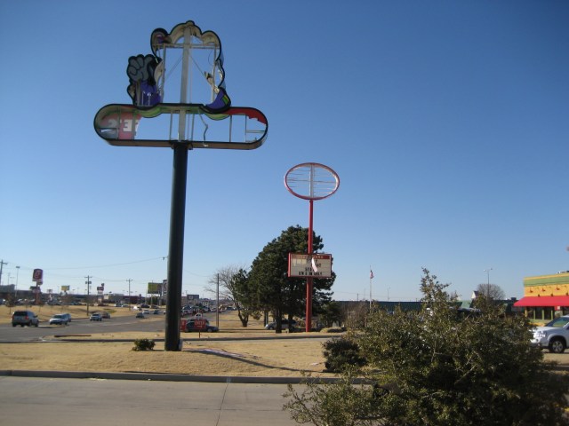 Central Oklahoma Tornado Damage Photo