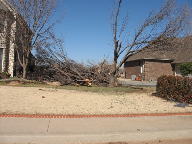 Central Oklahoma Tornado Damage Photo