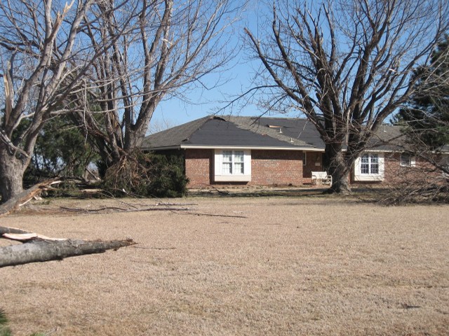 Central Oklahoma Tornado Damage Photo