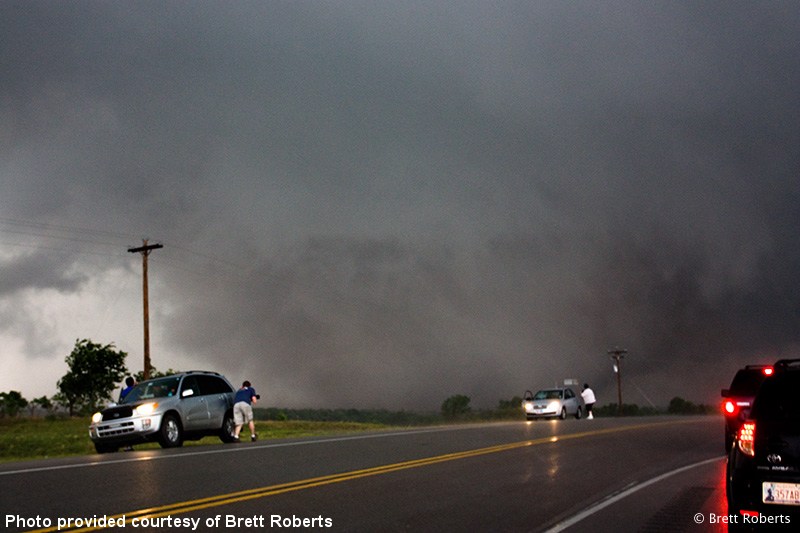 Tornado near Lookeba, OK