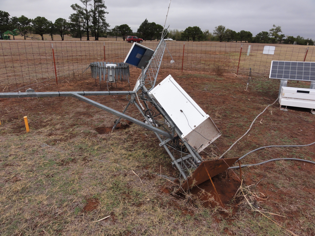 November 7, 2011 tornado damage photo