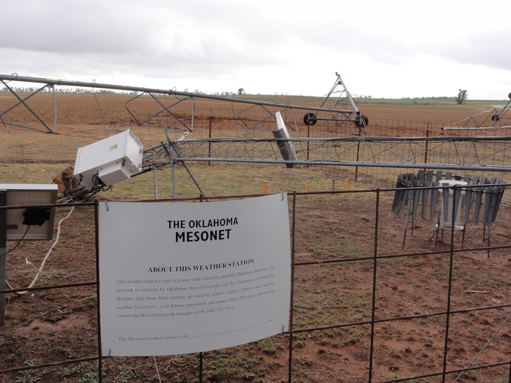 November 7, 2011 tornado damage photo