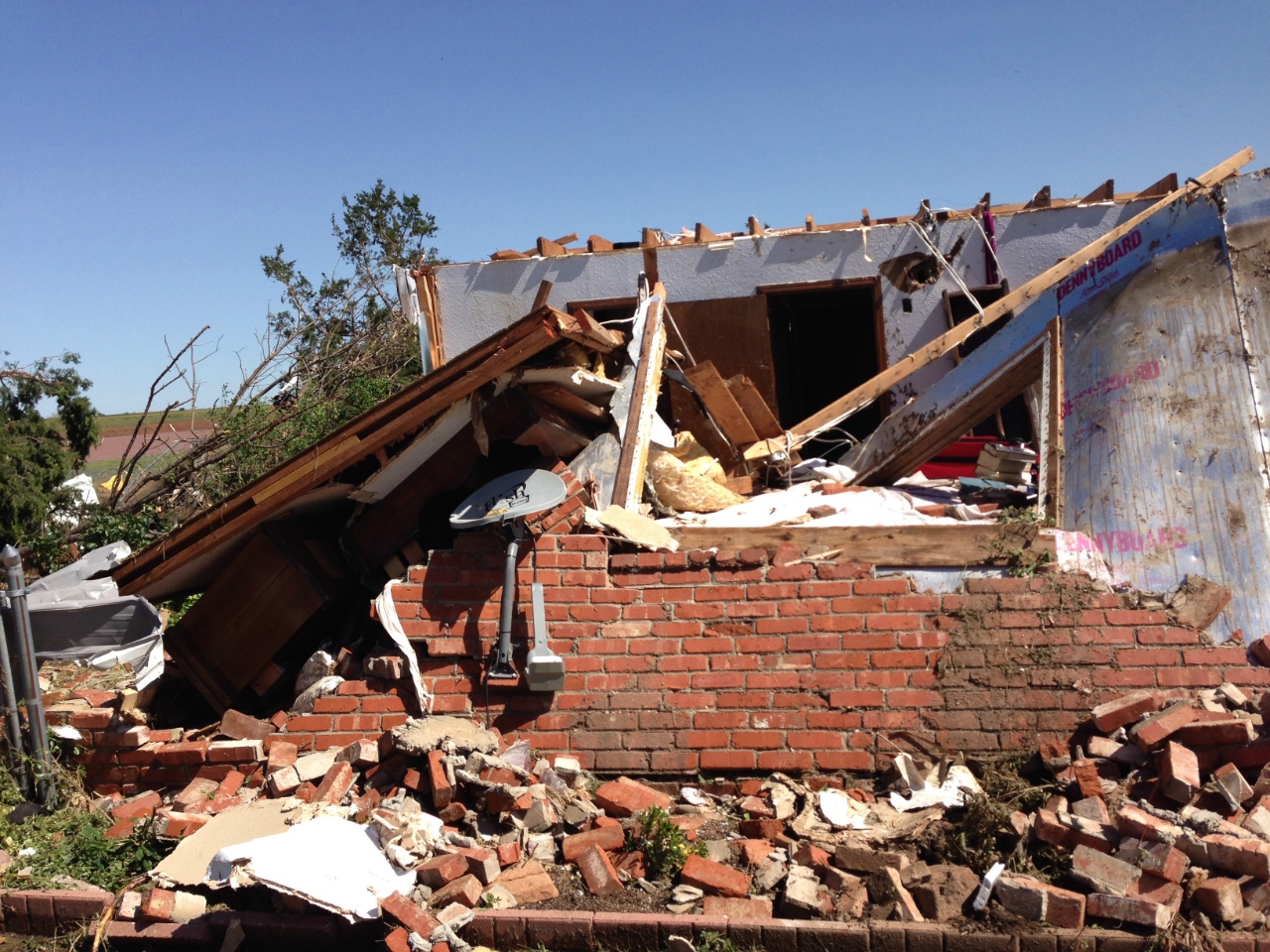 May 31, 2013 El Reno, OK Tornado Damage Photo