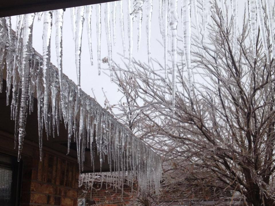 Ice Accumulation Photo for the December 20-22, 2013 Winter Storm