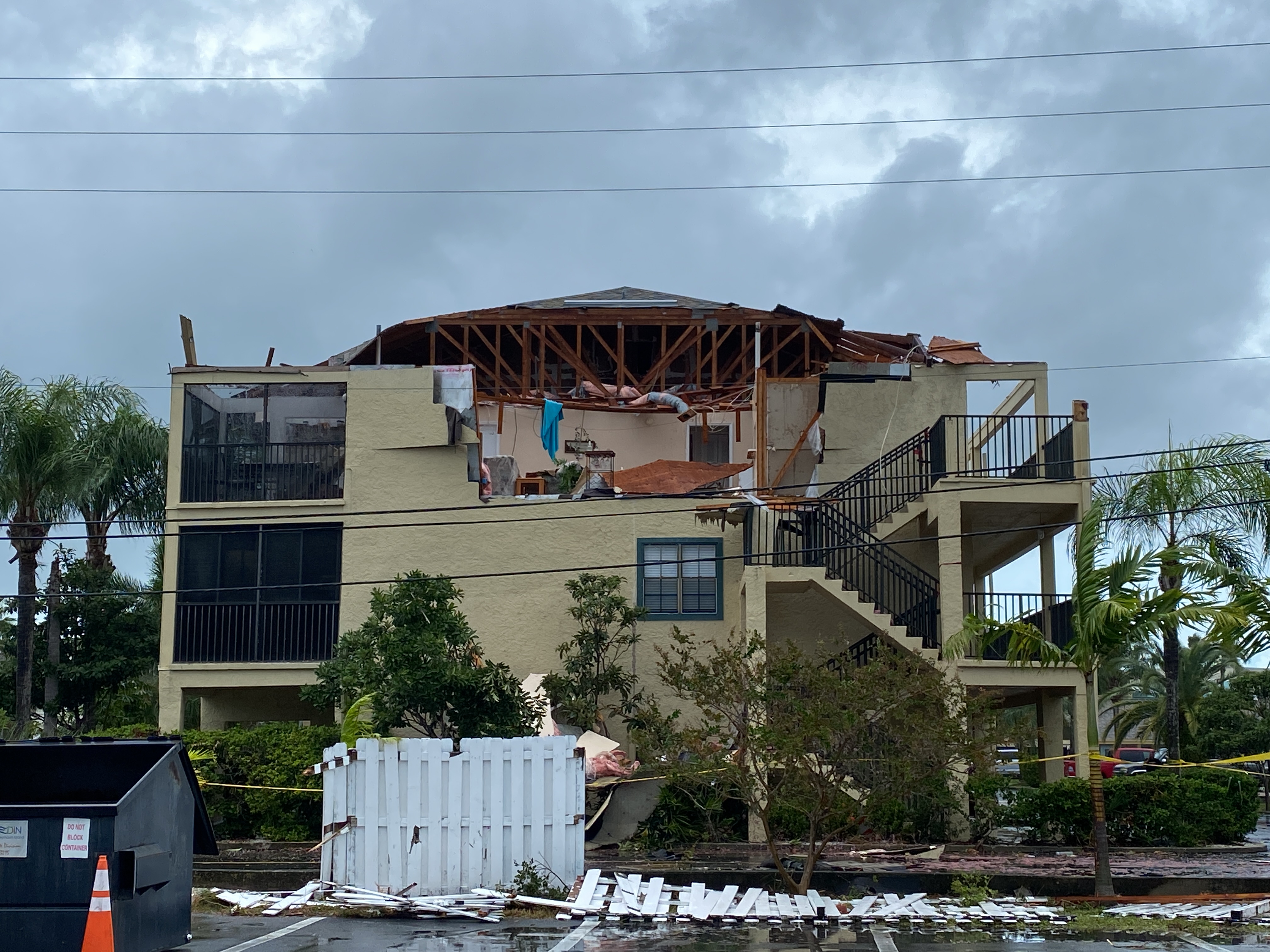 Picture of partial roof and wall collapse in Dunedin